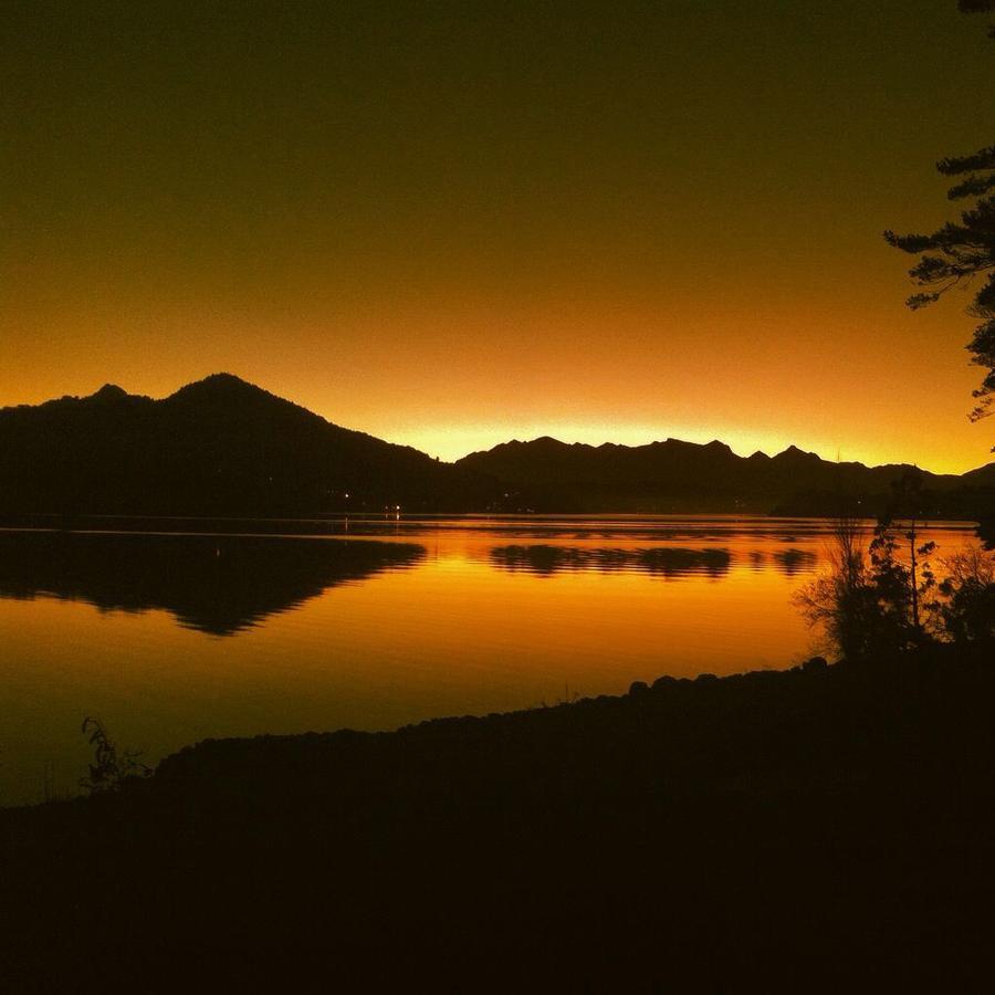 Casa De Campo Con Costa De Lago Casa de hóspedes San Carlos de Bariloche Exterior foto